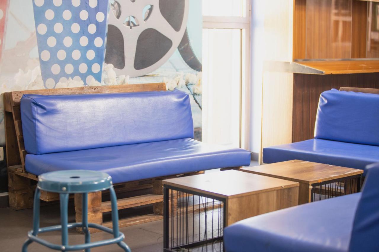 Urbany Hostel Barcelona Bagian luar foto