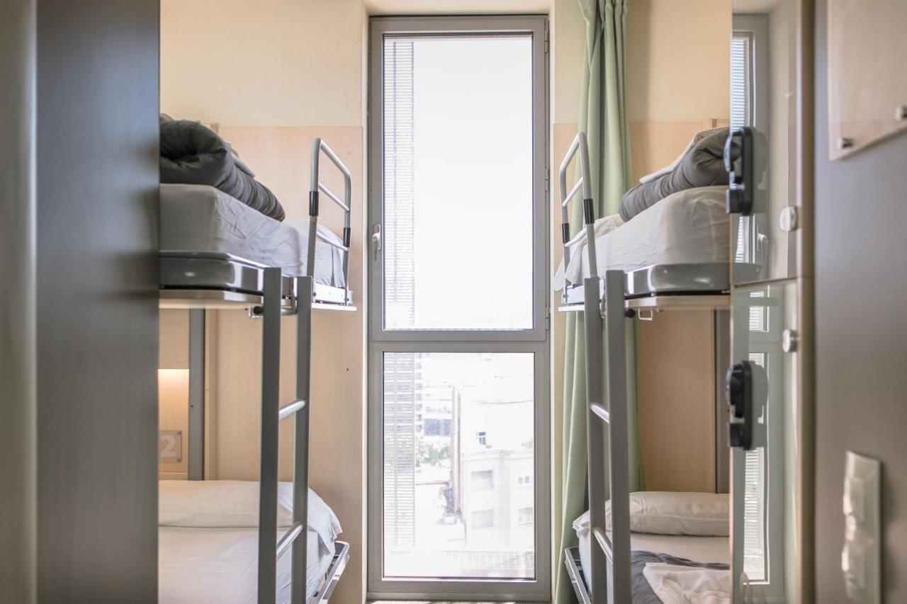 Urbany Hostel Barcelona Bagian luar foto