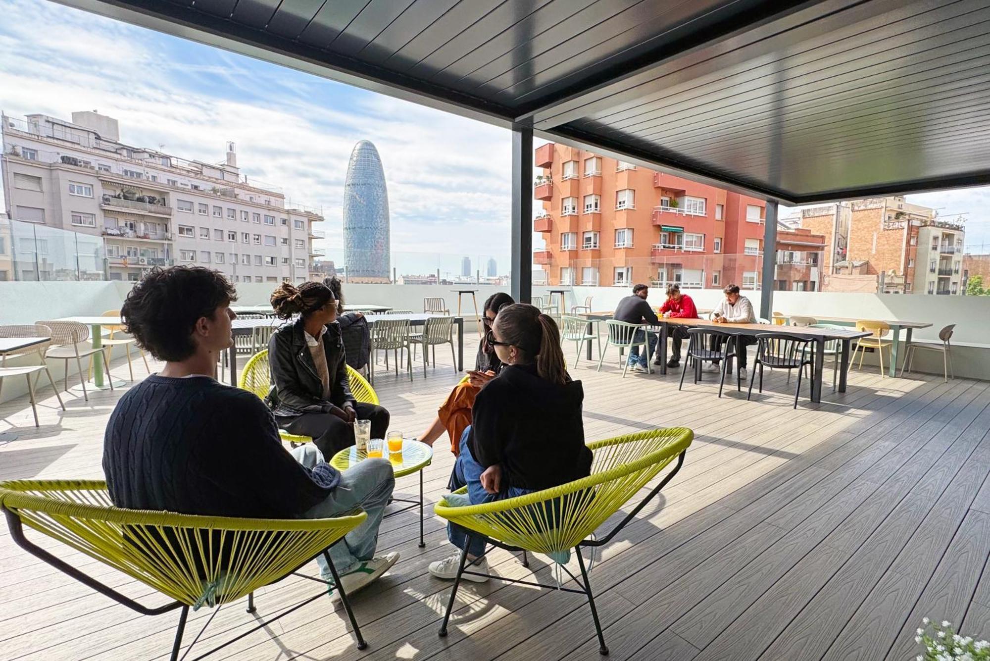 Urbany Hostel Barcelona Bagian luar foto